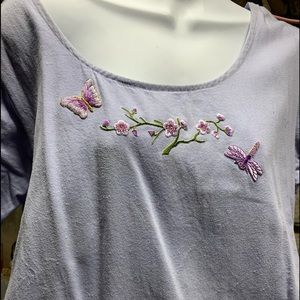 Summer dress with appliqué butterflies